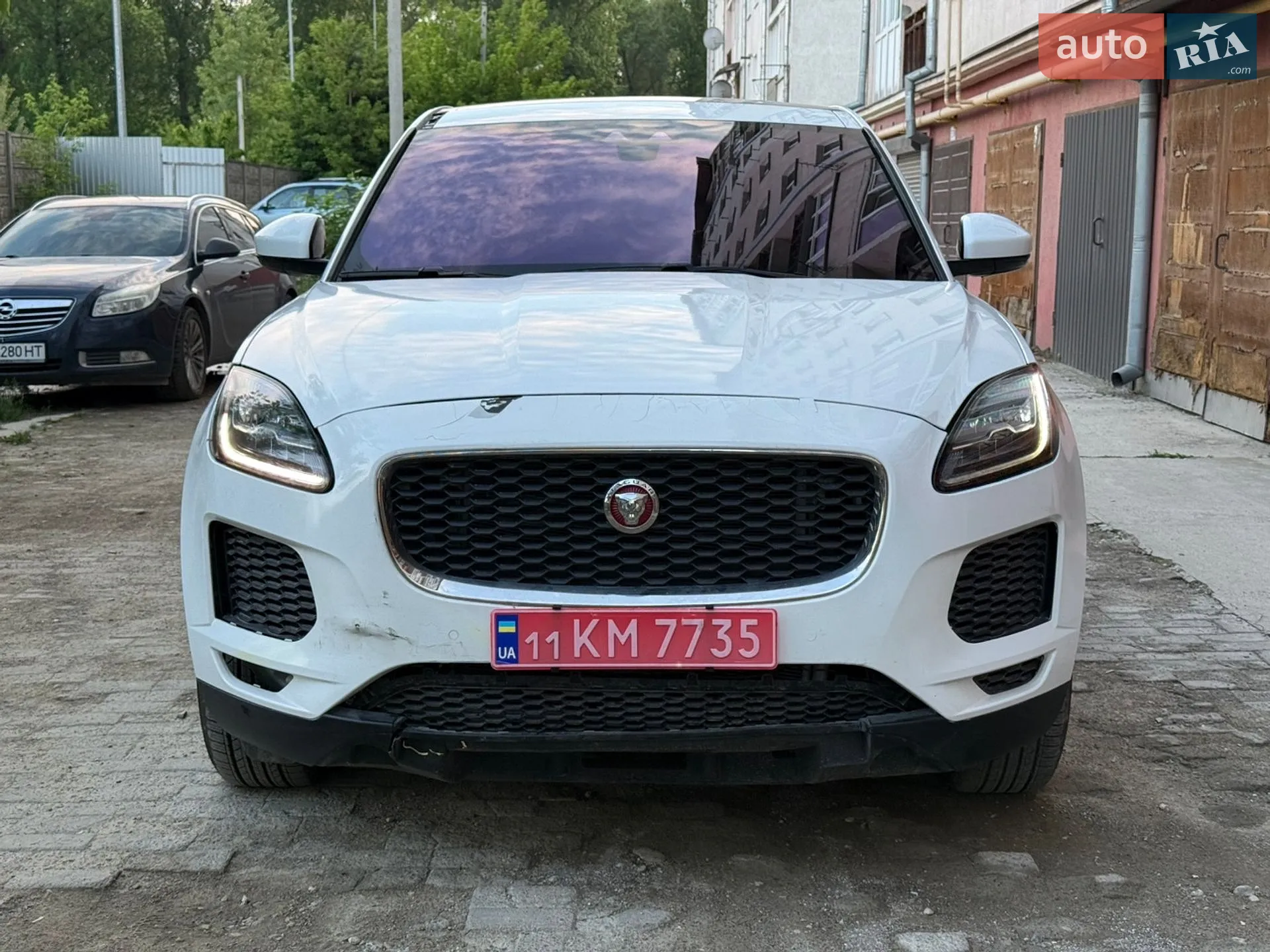 2019 Jaguar E-Pace - мініатюра 2