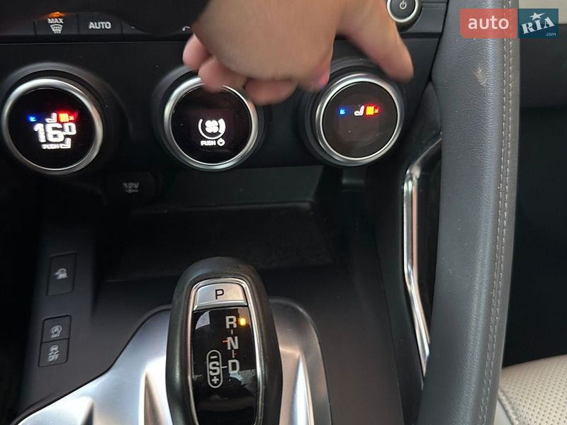 Позашляховик / Кросовер Jaguar E-Pace 2019 в Івано-Франківську