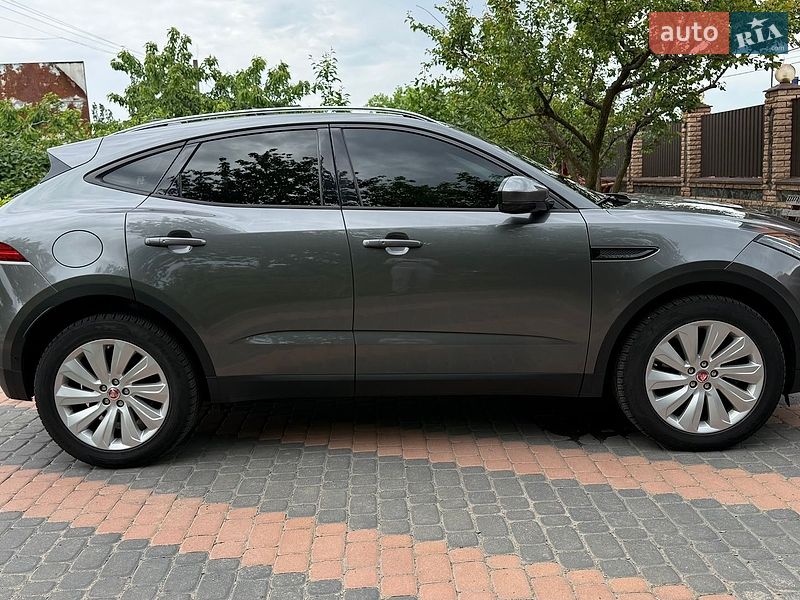 Позашляховик / Кросовер Jaguar E-Pace 2018 в Бершаді