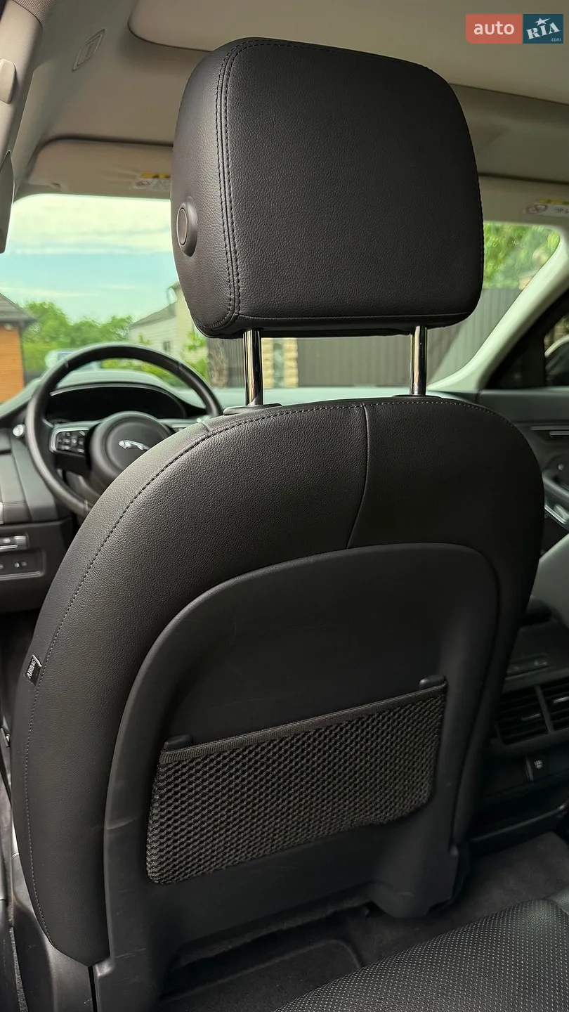 2018 Jaguar E-Pace - мініатюра 50