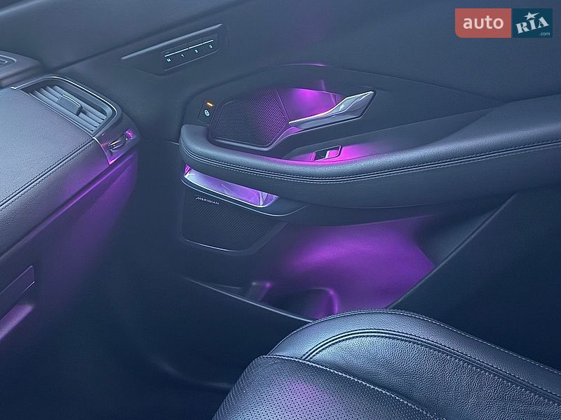 Позашляховик / Кросовер Jaguar E-Pace 2018 в Бершаді