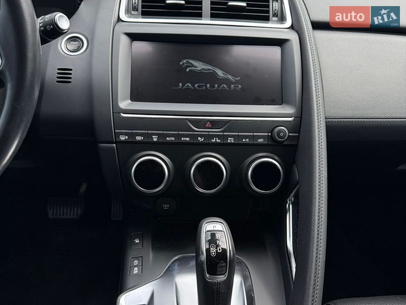 Внедорожник / Кроссовер Jaguar E-Pace 2019 в Киеве