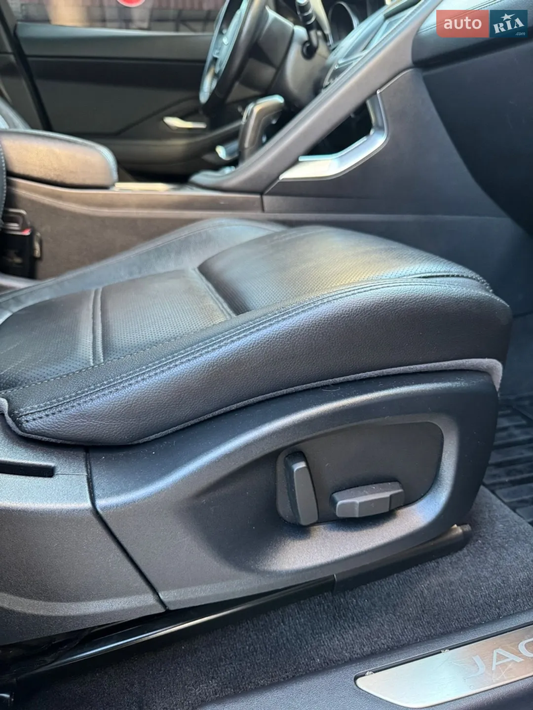 2018 Jaguar E-Pace - мініатюра 10