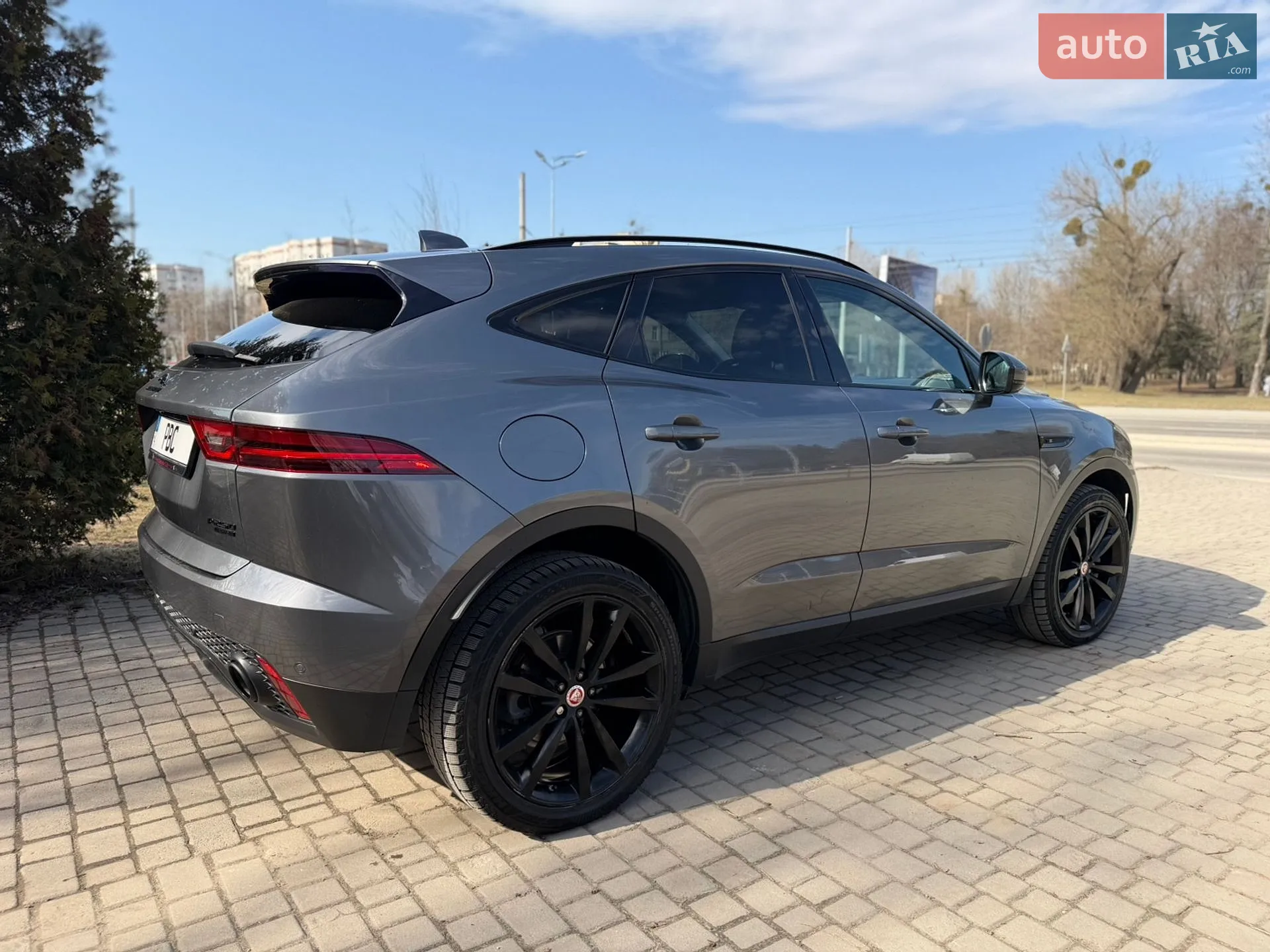 2018 Jaguar E-Pace - мініатюра 3