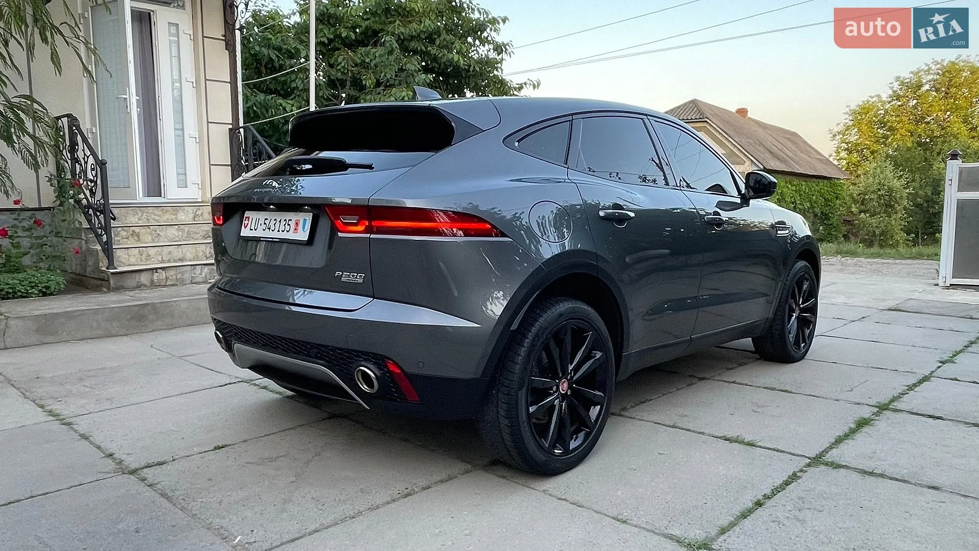 2019 Jaguar E-Pace - мініатюра 31