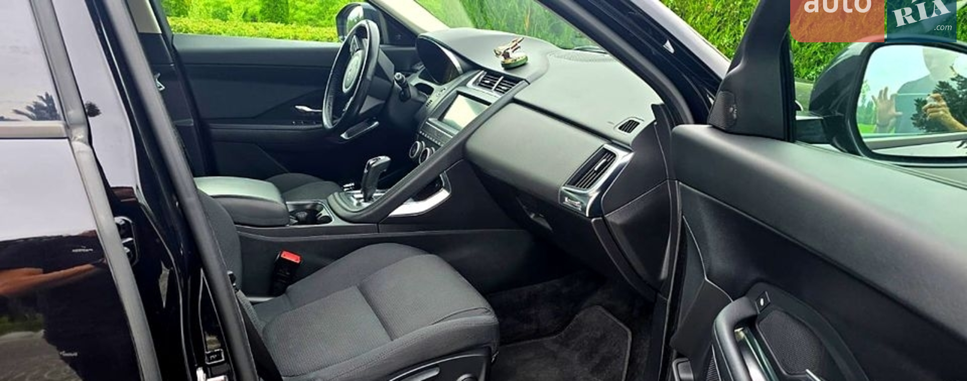 2019 Jaguar E-Pace - мініатюра 5