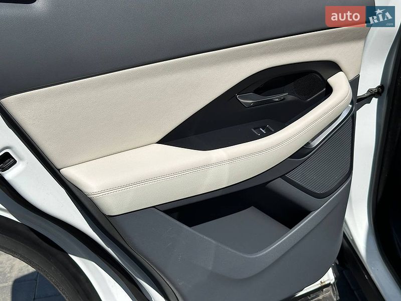 Внедорожник / Кроссовер Jaguar E-Pace 2019 в Луцке