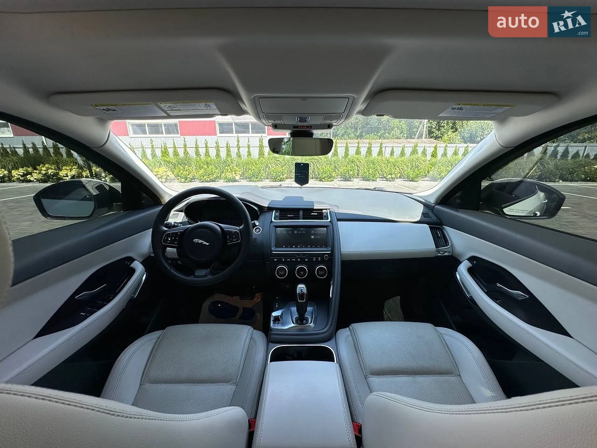 2019 Jaguar E-Pace - мініатюра 10
