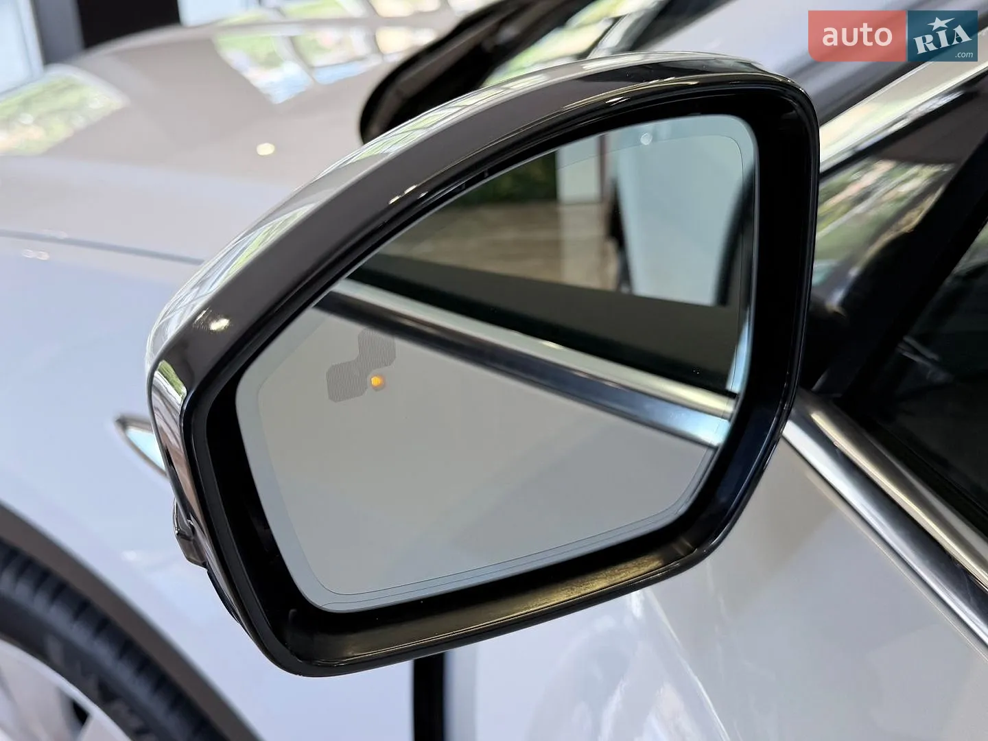 2017 Jaguar E-Pace - мініатюра 19
