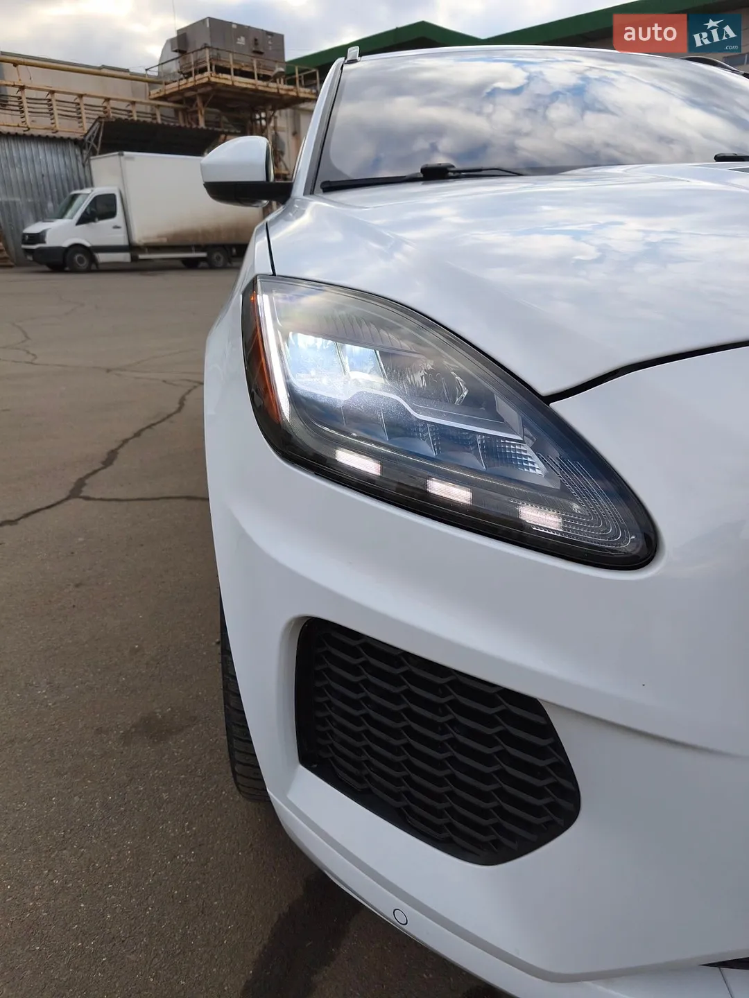 2018 Jaguar E-Pace - мініатюра 11