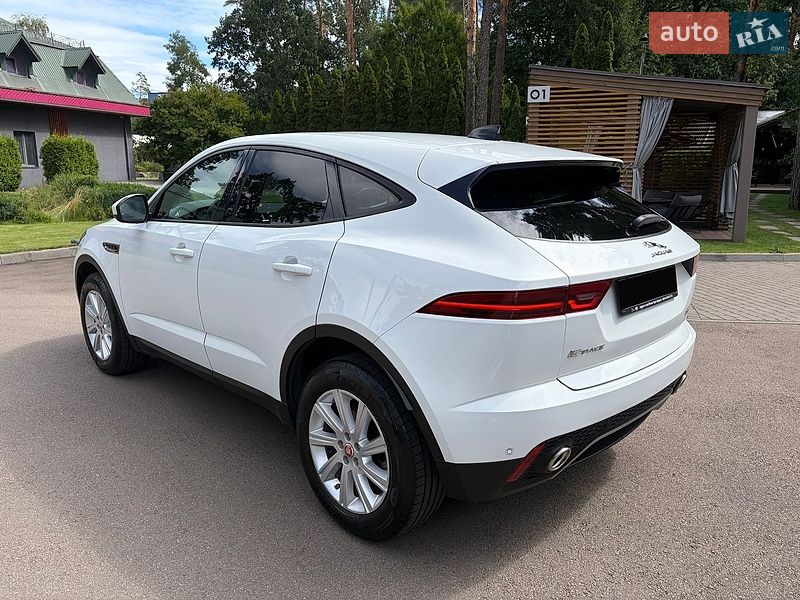 Позашляховик / Кросовер Jaguar E-Pace 2020 в Києві