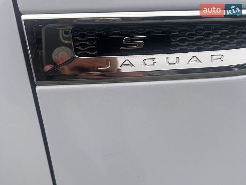 Позашляховик / Кросовер Jaguar E-Pace 2017 в Одесі фото 21 Позашляховик / Кросовер Jaguar E-Pace 2017 в Одесі