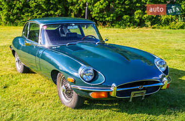 Купе Jaguar E-Type 1969 в 