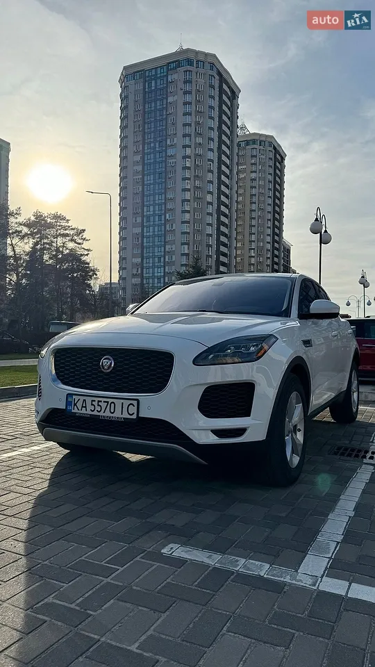 2019 Jaguar E-Pace - мініатюра 20