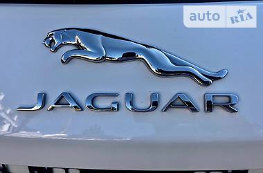 Внедорожник / Кроссовер Jaguar F-Pace 2016 в Киеве