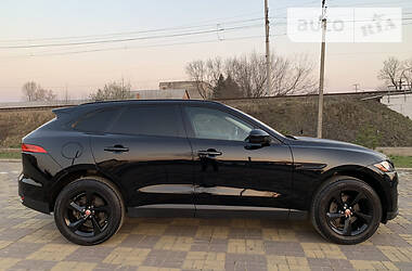 Позашляховик / Кросовер Jaguar F-Pace 2017 в 