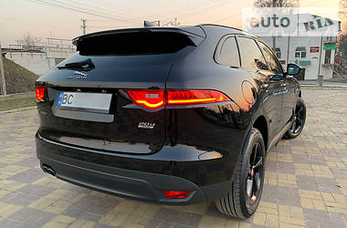 Позашляховик / Кросовер Jaguar F-Pace 2017 в 