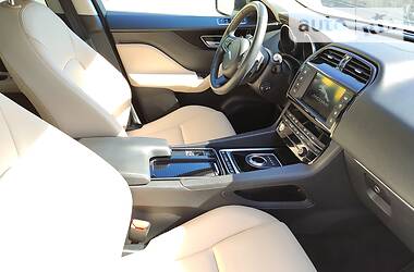 Позашляховик / Кросовер Jaguar F-Pace 2017 в 