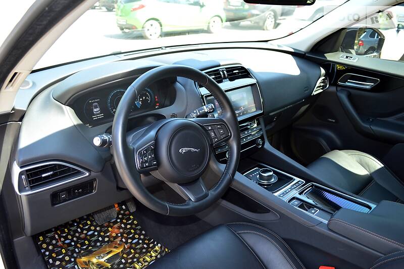 Позашляховик / Кросовер Jaguar F-Pace 2016 в Одесі фото 18 Позашляховик / Кросовер Jaguar F-Pace 2016 в Одесі