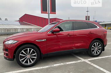 Позашляховик / Кросовер Jaguar F-Pace 2016 в 