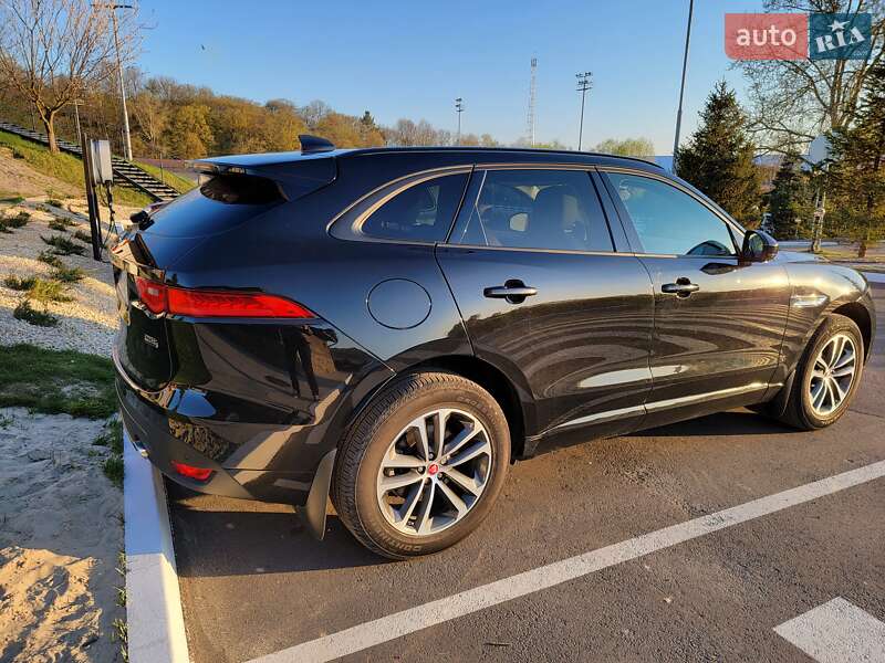 Позашляховик / Кросовер Jaguar F-Pace 2018 в Києві