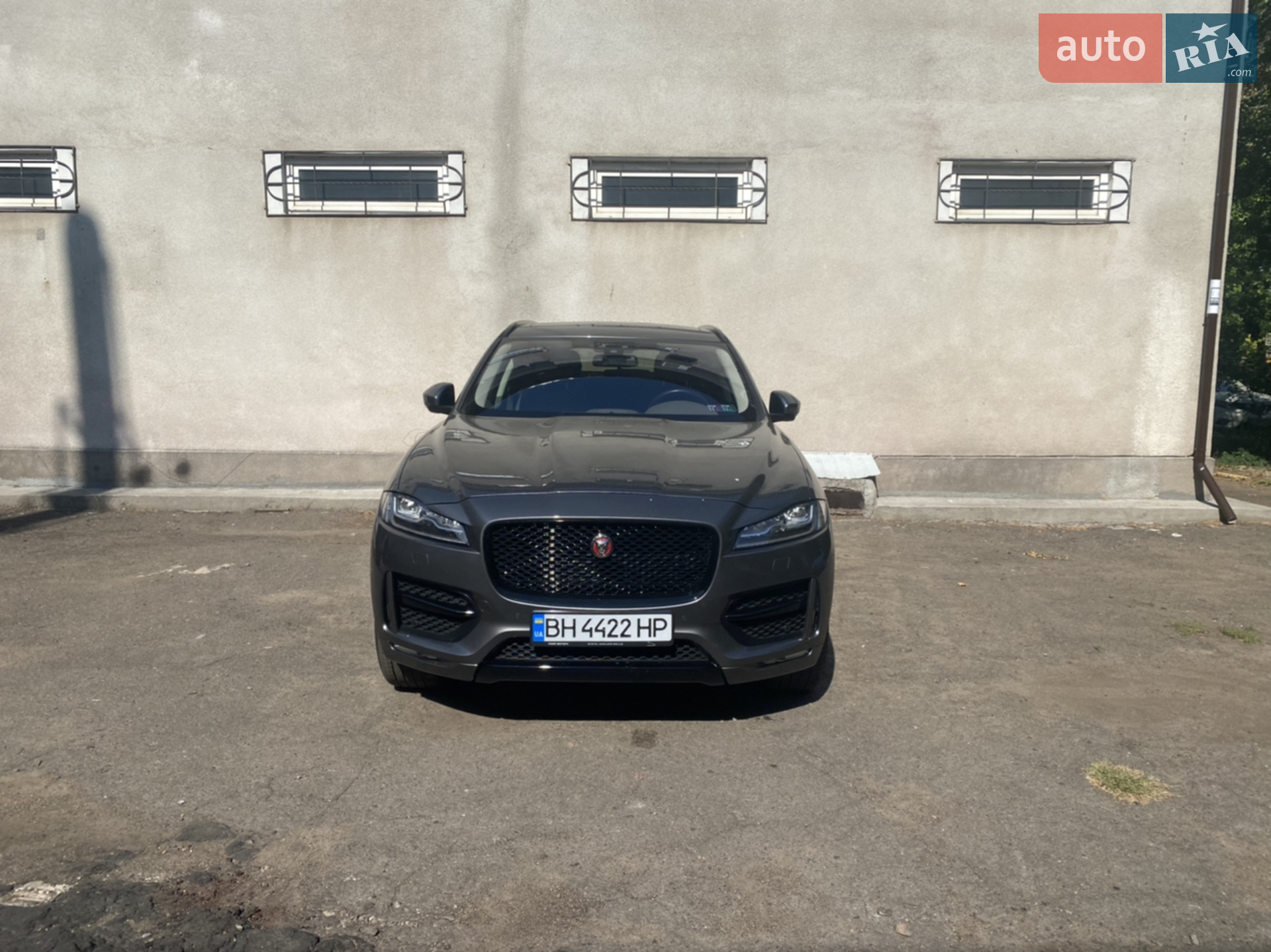 2017 Jaguar F-Pace - мініатюра 2