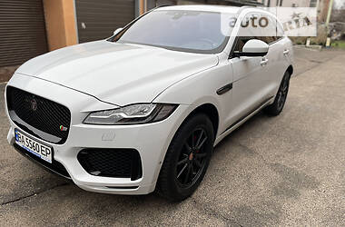 Внедорожник / Кроссовер Jaguar F-Pace 2018 в 