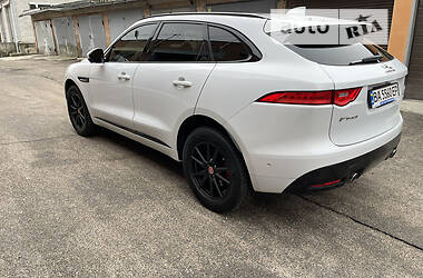 Внедорожник / Кроссовер Jaguar F-Pace 2018 в 