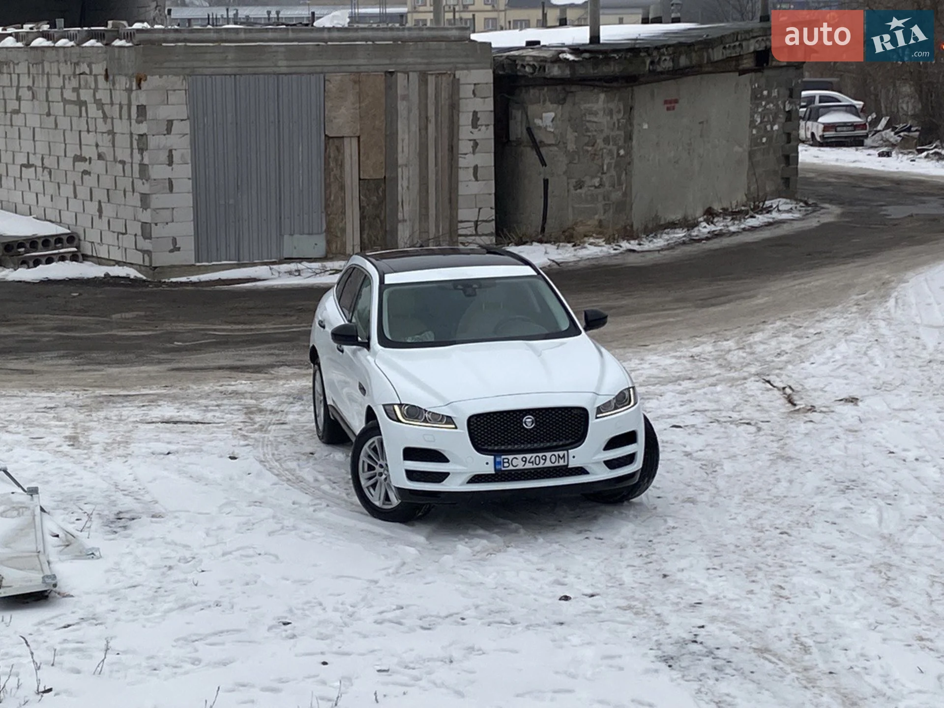 2016 Jaguar F-Pace - мініатюра 14
