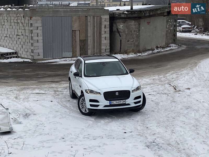 Внедорожник / Кроссовер Jaguar F-Pace 2016 в Киеве
