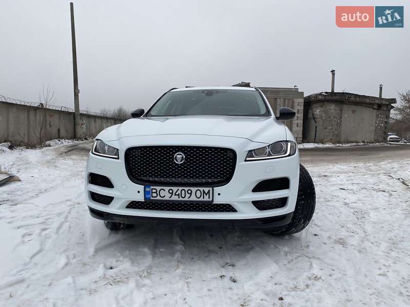 Внедорожник / Кроссовер Jaguar F-Pace 2016 в Киеве