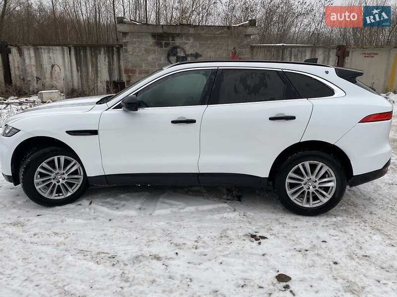 Внедорожник / Кроссовер Jaguar F-Pace 2016 в Киеве