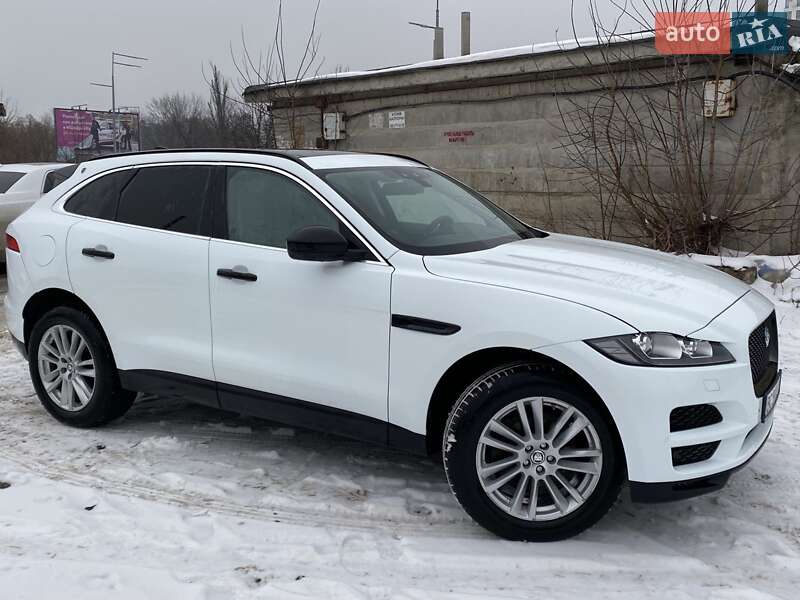 Внедорожник / Кроссовер Jaguar F-Pace 2016 в Киеве