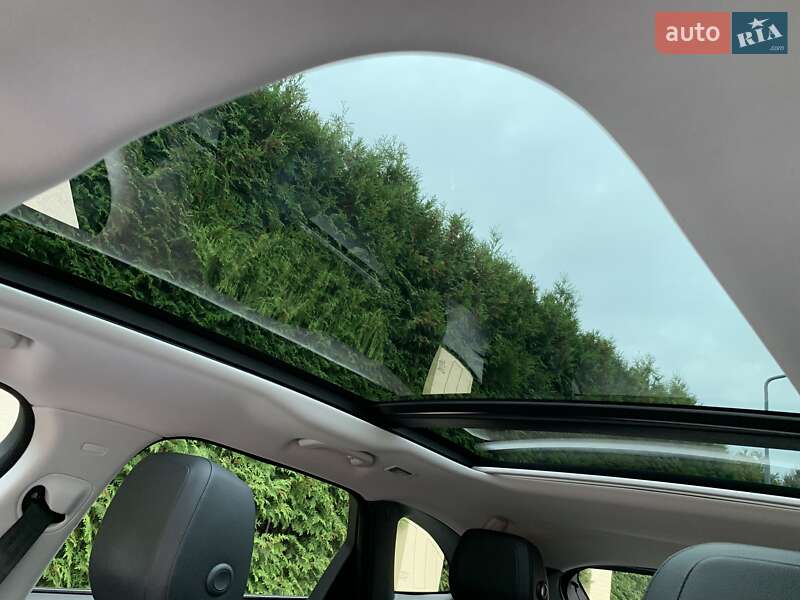 Внедорожник / Кроссовер Jaguar F-Pace 2016 в Львове фото 18 Внедорожник / Кроссовер Jaguar F-Pace 2016 в Львове