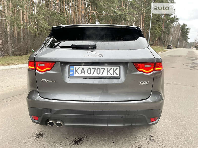 Позашляховик / Кросовер Jaguar F-Pace 2016 в Києві