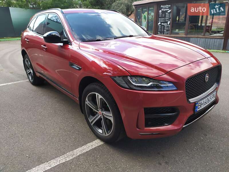 Позашляховик / Кросовер Jaguar F-Pace 2016 в 
