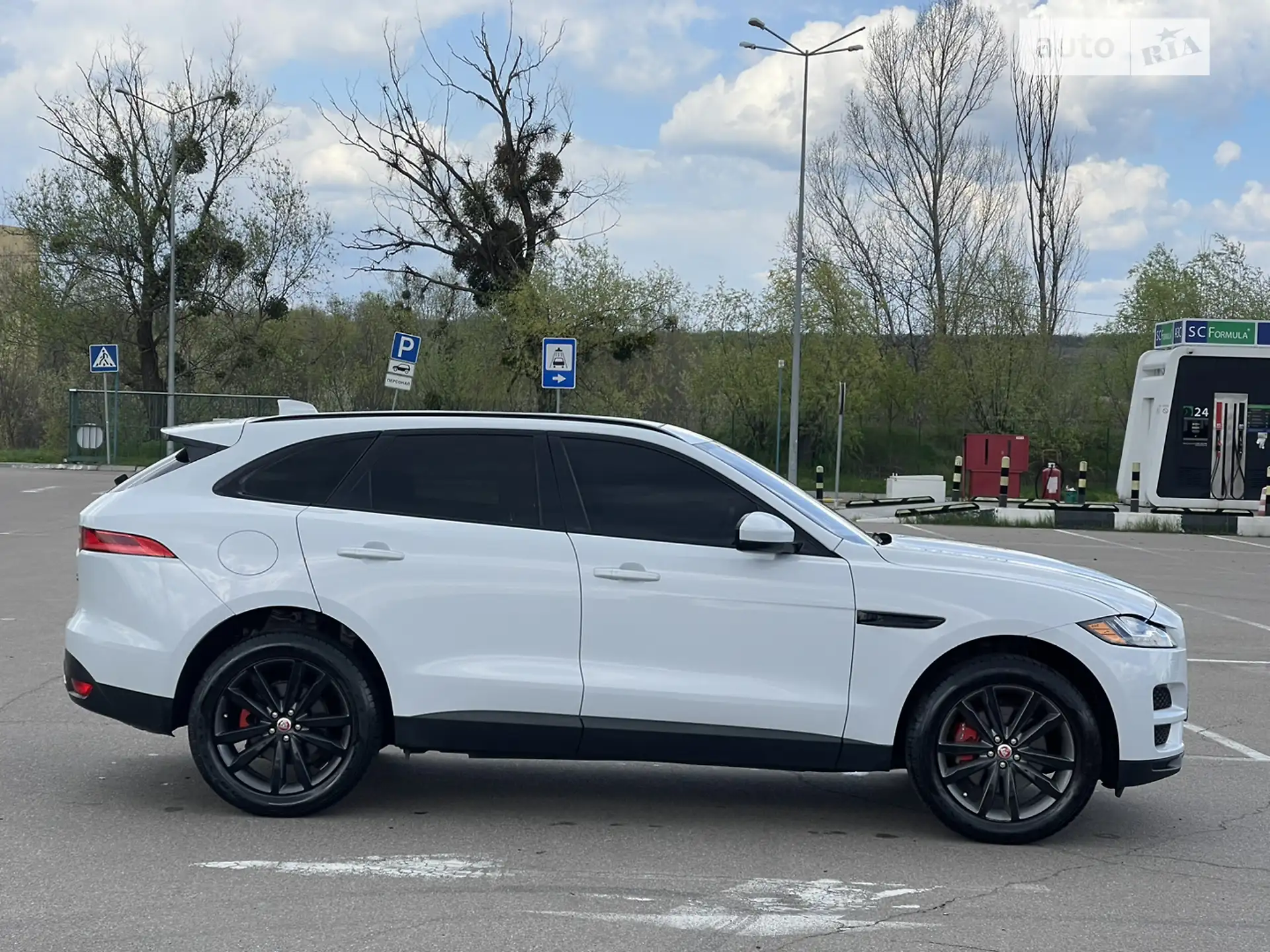 2016 Jaguar F-Pace - мініатюра 13