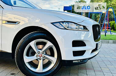 Позашляховик / Кросовер Jaguar F-Pace 2018 в 
