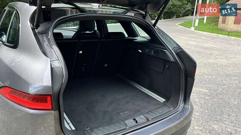 Внедорожник / Кроссовер Jaguar F-Pace 2018 в Черновцах