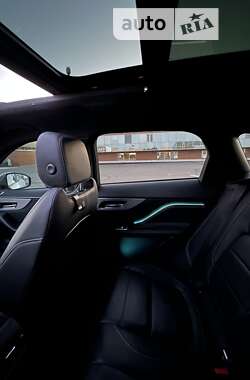 Внедорожник / Кроссовер Jaguar F-Pace 2019 в 