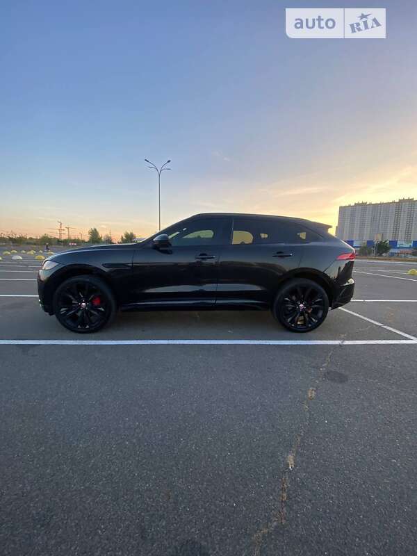 Внедорожник / Кроссовер Jaguar F-Pace 2016 в Харькове
