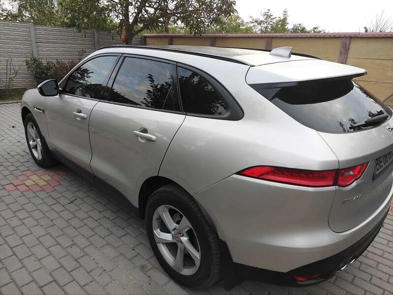 Внедорожник / Кроссовер Jaguar F-Pace 2016 в Николаеве