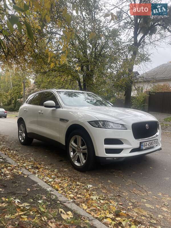 Внедорожник / Кроссовер Jaguar F-Pace 2016 в Киеве