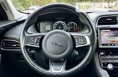 Внедорожник / Кроссовер Jaguar F-Pace 2019 в 