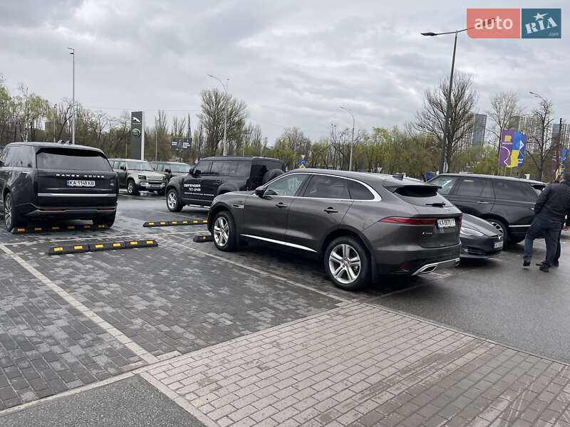 Позашляховик / Кросовер Jaguar F-Pace 2023 в Києві