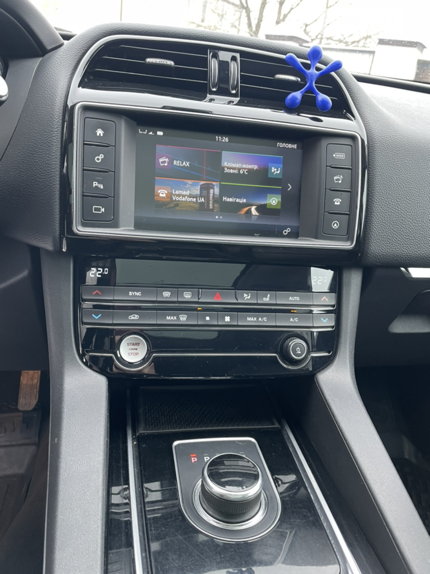 2016 Jaguar F-Pace - мініатюра 10