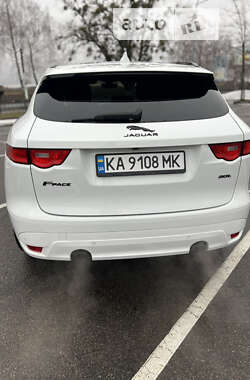 Позашляховик / Кросовер Jaguar F-Pace 2018 в 
