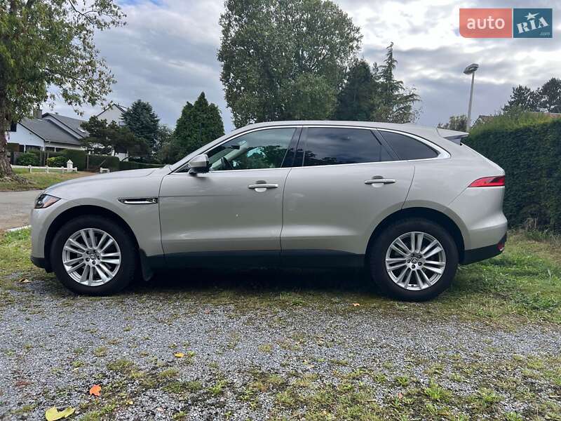 Jaguar F-Pace 2017