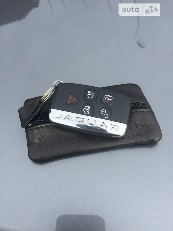 Внедорожник / Кроссовер Jaguar F-Pace 2016 в Ровно документ