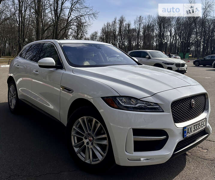 Внедорожник / Кроссовер Jaguar F-Pace 2016 в Киеве